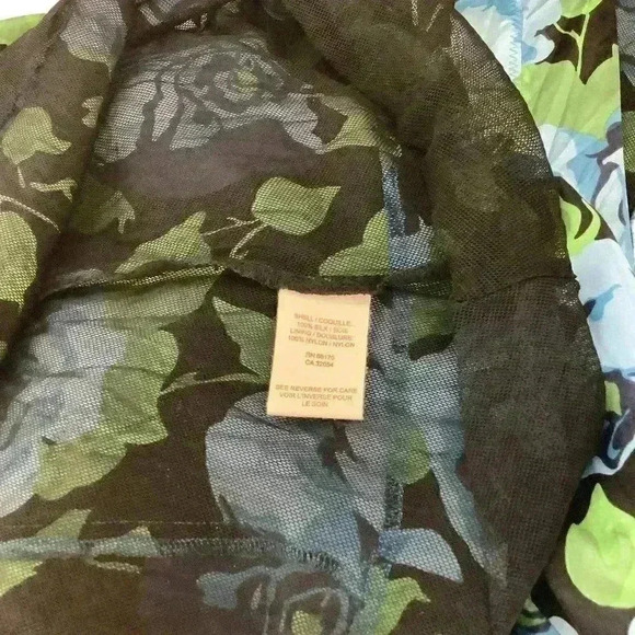 Free People Size 2 Floral Silk Fit & Flare Dress Mesh Lined V-Neck Short Sleeves - Picture 4 of 4